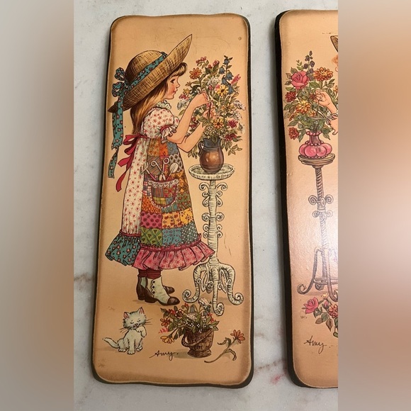 Vintage 1970 Calico Kids By Amy Wall Plaques On Wood Set Of 2 - Picture 6 of 9